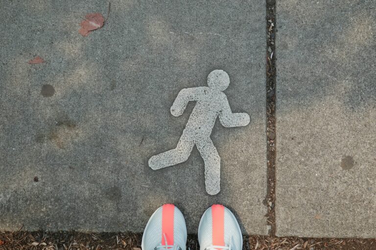 Neue Japanische Walking Technik ist viel effektiver als 10.000 Schritte am Tag.